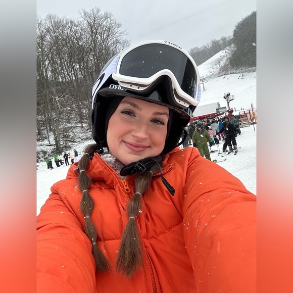 GET TO KNOW ME! - Picture 2 of 3